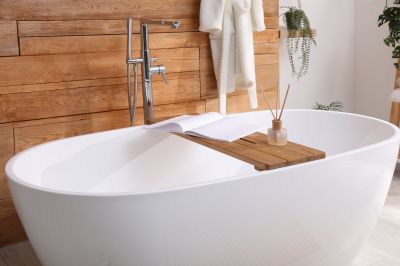 Elegant Soaking Tub